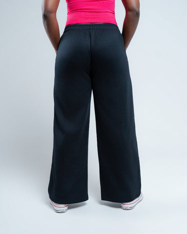 EDFY™ Soft-Flow Wide Joggers (Black)